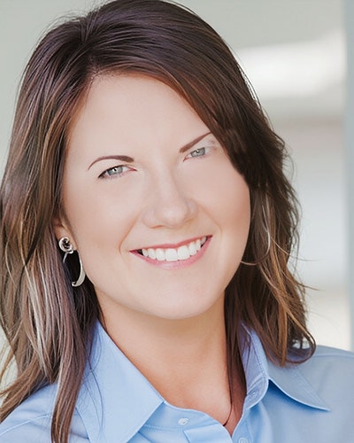 Portrait of Dawn Meyer